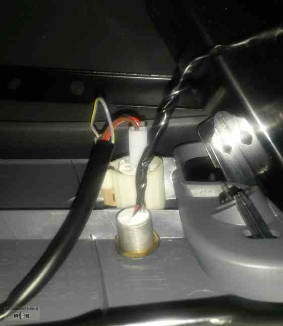 Установка системы контроля топлива Mercedes Actros
